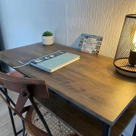 Grand T3 Lumineux Ideal Famille Ou Amis Avec Parking Gratuit Appartement