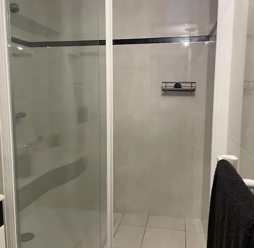 Grand T3 Lumineux Ideal Famille Ou Amis Avec Parking Gratuit *