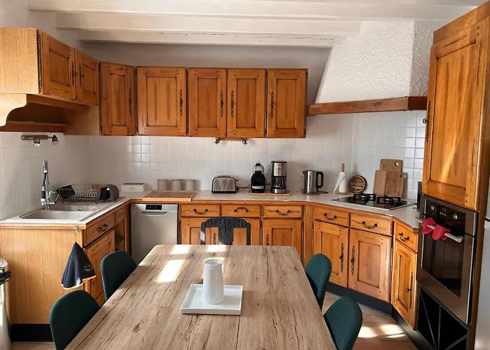 Appartement Grand T3 Lumineux Ideal Famille Ou Amis Avec Parking Gratuit Épernay